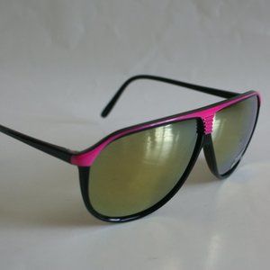 NWT True Vintage Sports Aviator w/ iridium gold smoke lens sunglasses
